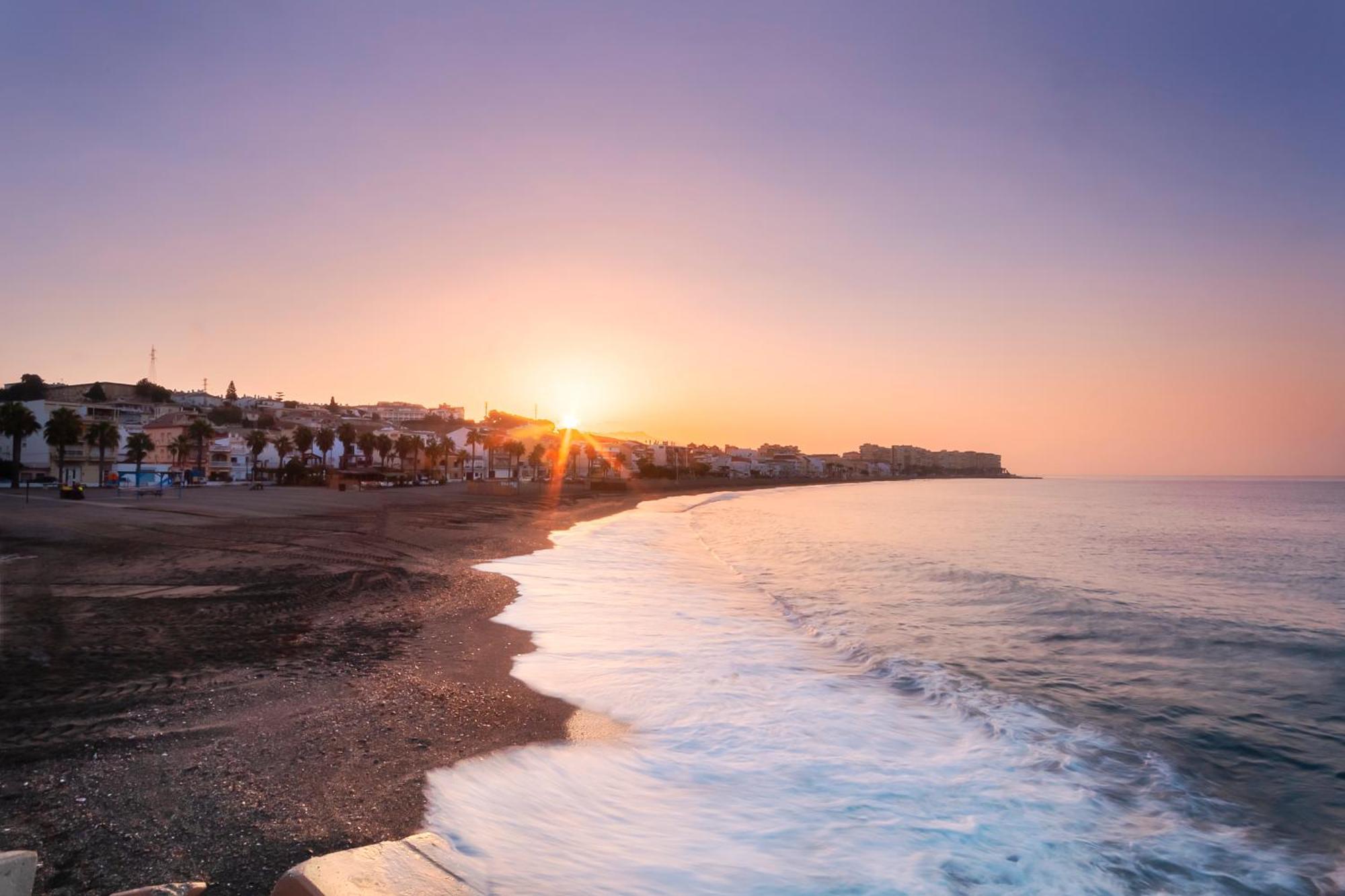 Brisas del mar Caleta De Velez Exterior foto