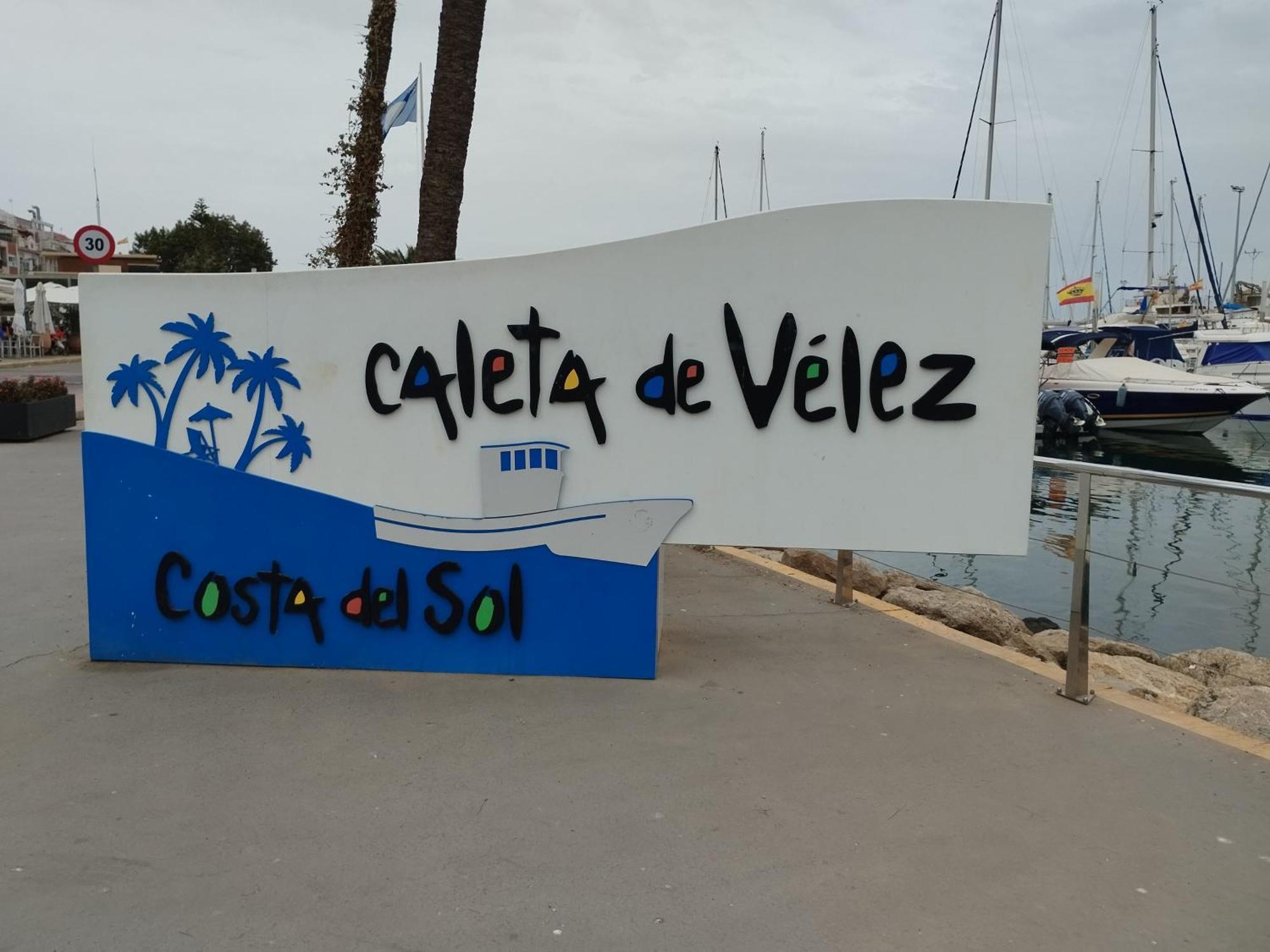 Brisas del mar Caleta De Velez Exterior foto